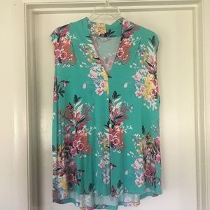 Sleeveless Floral top